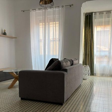 Beautiful Appartment In The Heart Of Alicante Exteriör bild